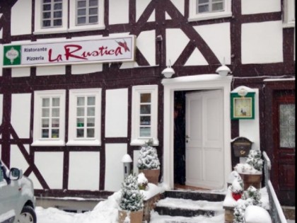 照片: La Rustica